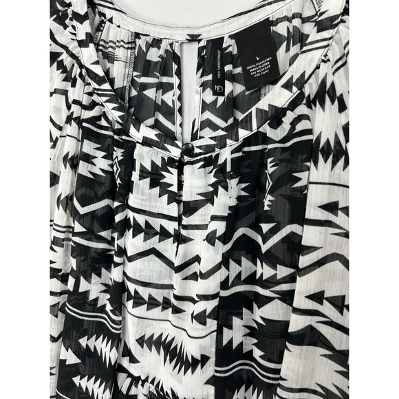 New Directions Aztec Southwestern Top Pleated Sheer Keyhole Black & White Sz L - Picture 3 of 9